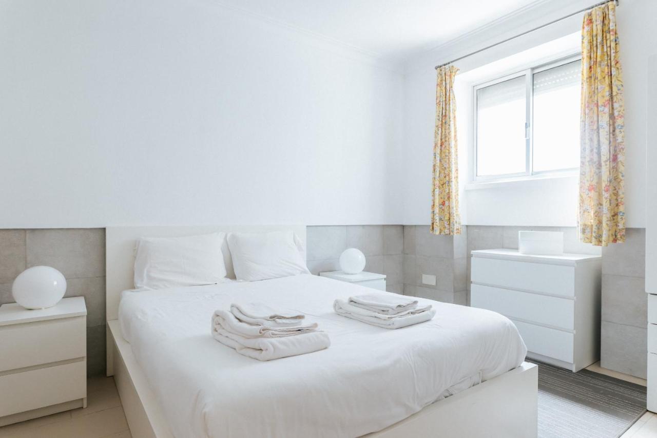Terrace Flat Near River Lejlighed *
